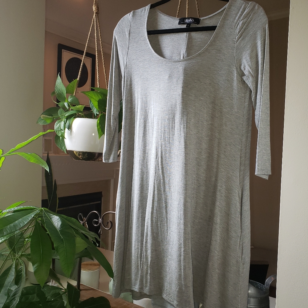 3/4 sleeve flowy T-shirt dress